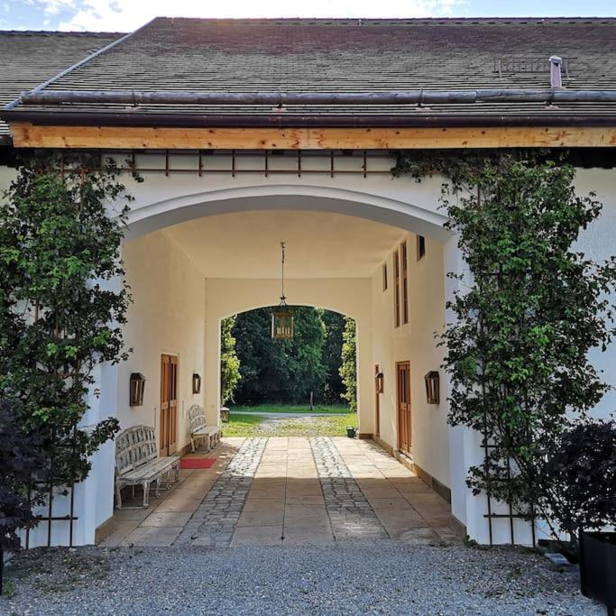 Gutshof Ferienwohnung In Seenaehe ดีสเซิน อัม อัมเมอร์เซ ภายนอก รูปภาพ
