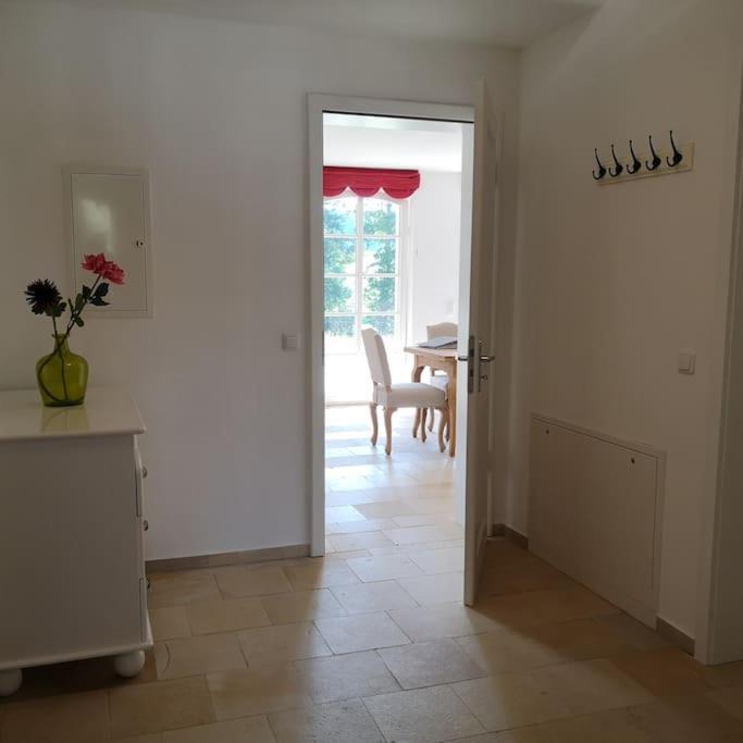 Gutshof Ferienwohnung In Seenaehe ดีสเซิน อัม อัมเมอร์เซ ภายนอก รูปภาพ