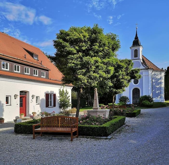 Gutshof Ferienwohnung In Seenaehe ดีสเซิน อัม อัมเมอร์เซ ภายนอก รูปภาพ